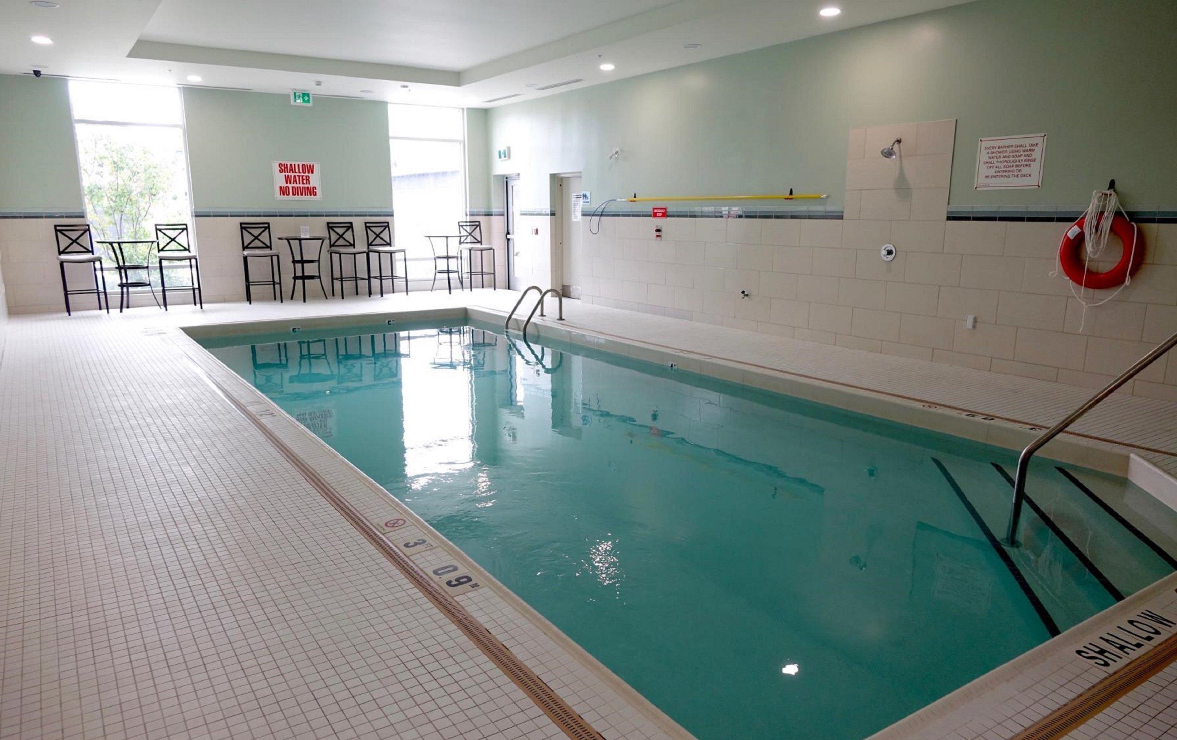 Holiday Inn Express & Suites Oshawa Downtown - Toronto Area By Ihg Kültér fotó